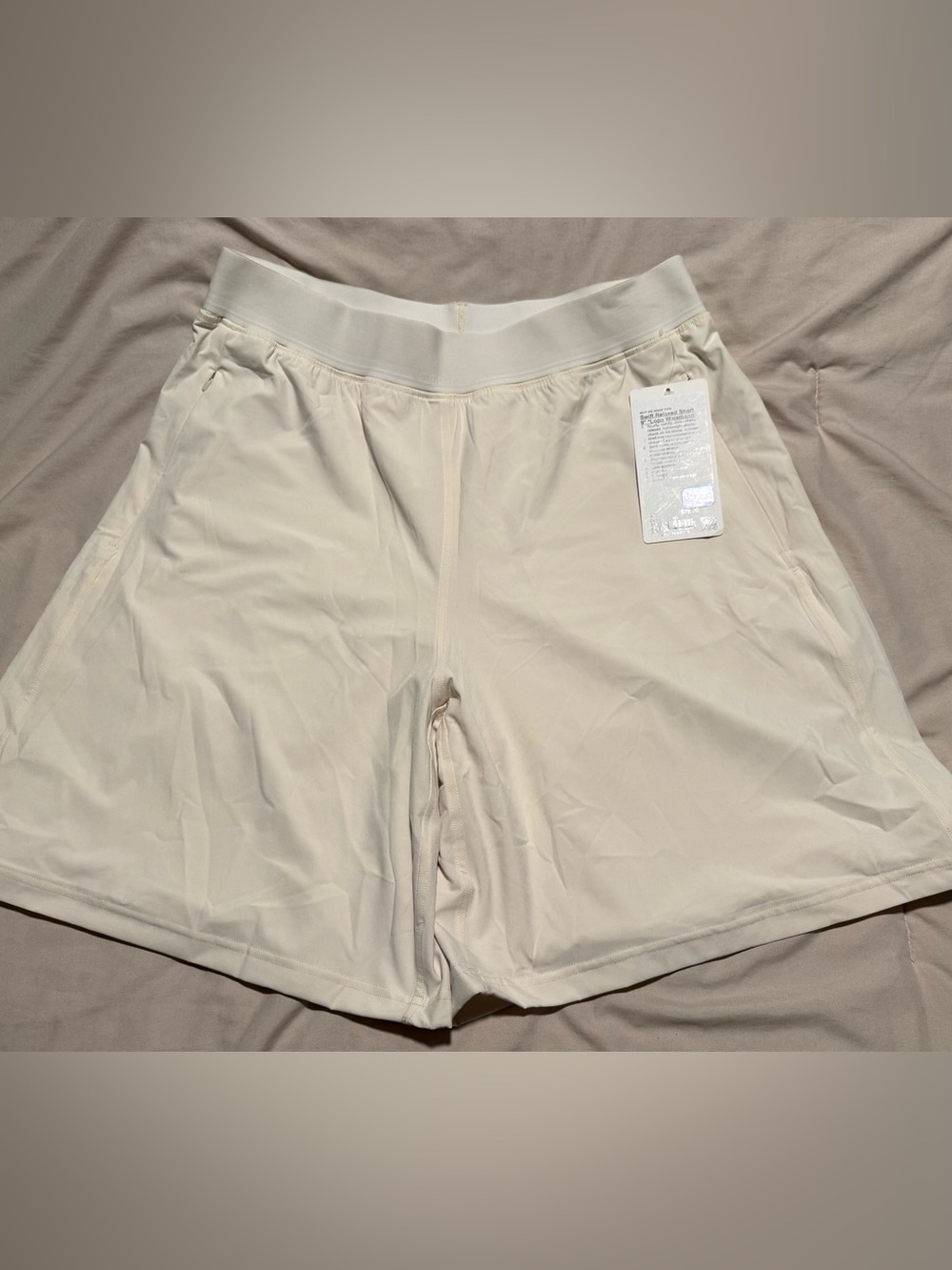 Lululemon Swift Relaxed Short 9” Logo Waistband Color: LTIV Size: XL